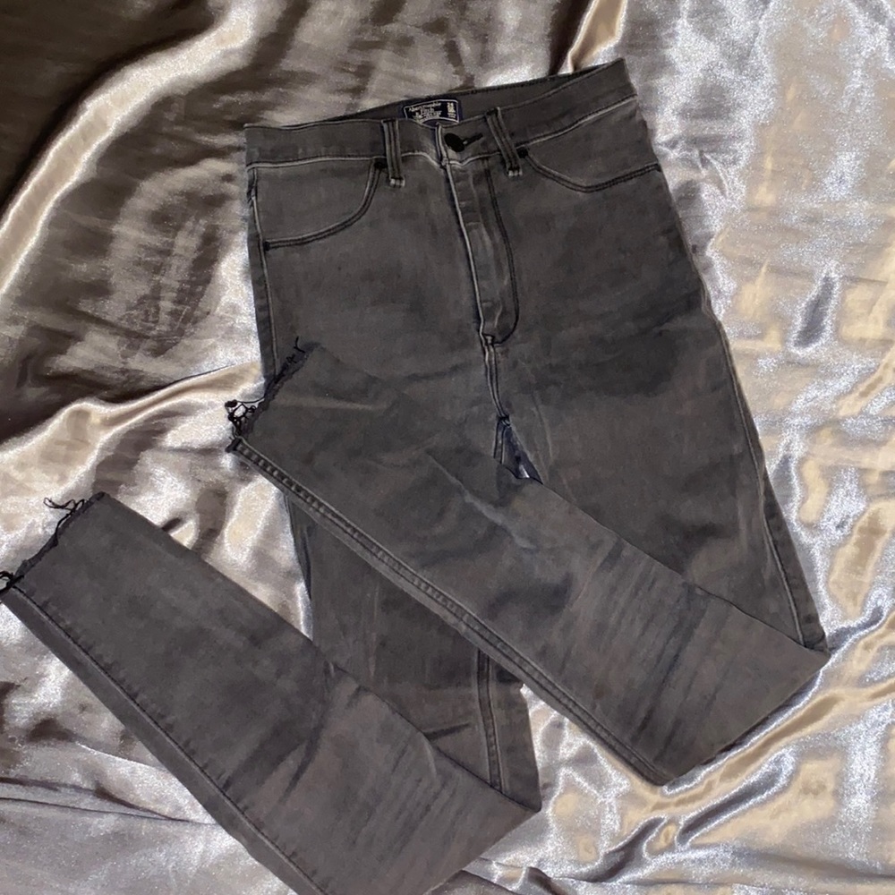 Cute skinny black jeggings